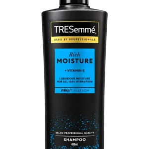 شامپو مرطوب‌کننده مو TRESemmé مدل Rich Moisture + Vitamin E حجم ۴۰۰ میلی‌لیتر